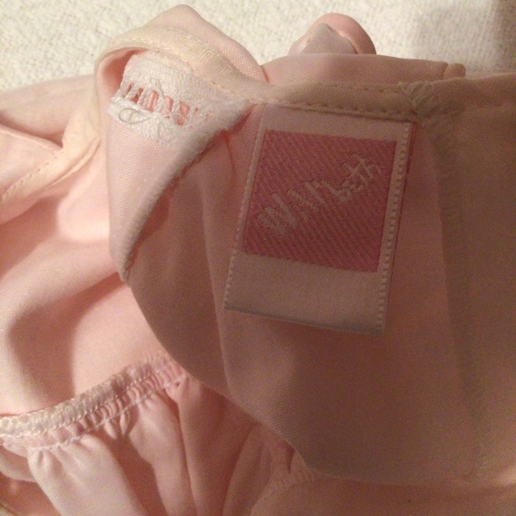 Infant baby pink romper - Picture 3 of 4